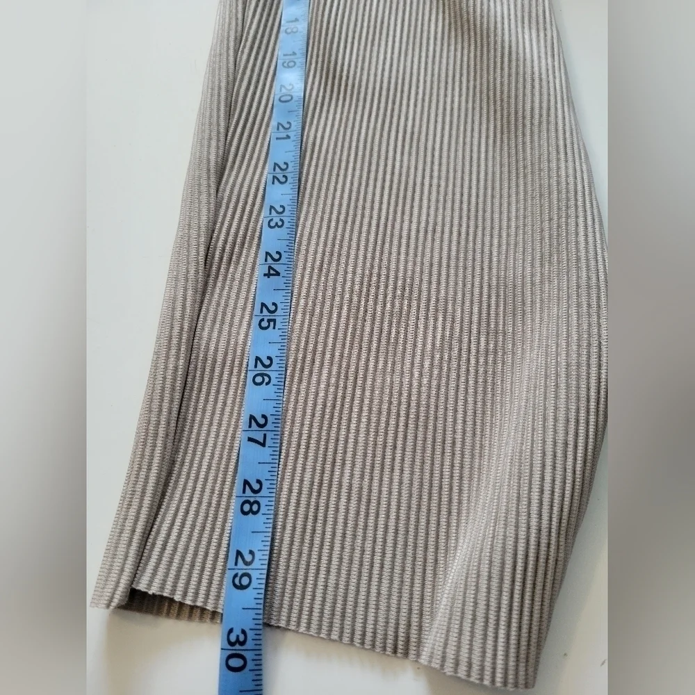 Zara Women's Pull-on Ribbed Pants Grey Size Large NWOT - Picture 4 of 13